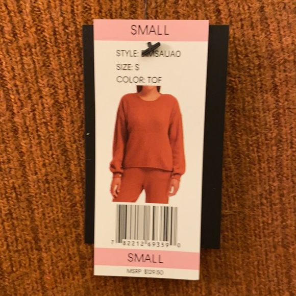 DKNY Women’s Cashmere Blend Sweater - Picture 4 of 5